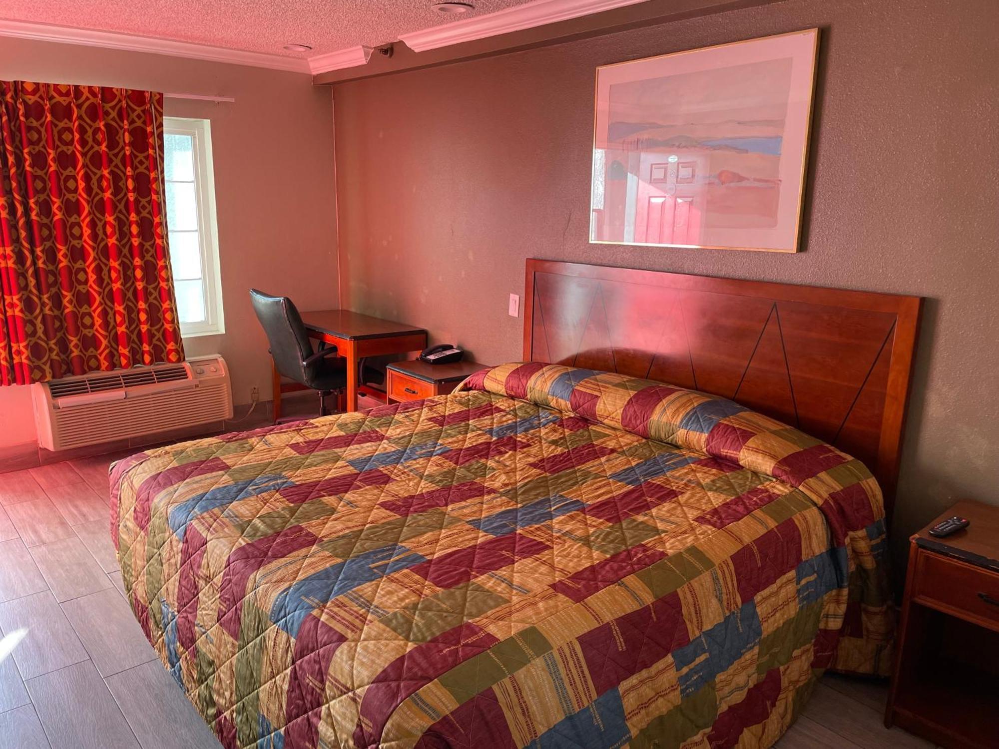 Heritage Inn And Suites Corona Εξωτερικό φωτογραφία