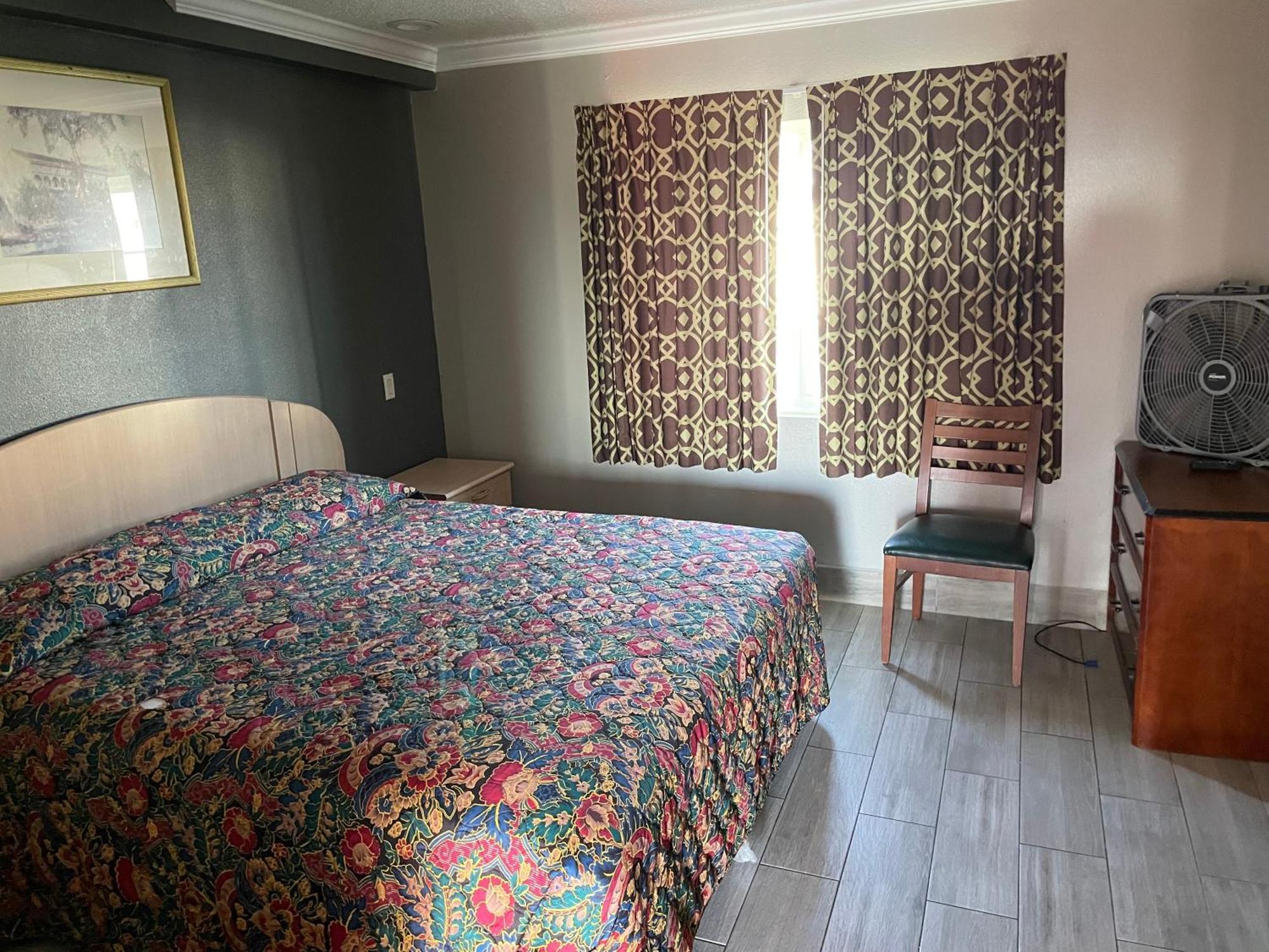Heritage Inn And Suites Corona Εξωτερικό φωτογραφία