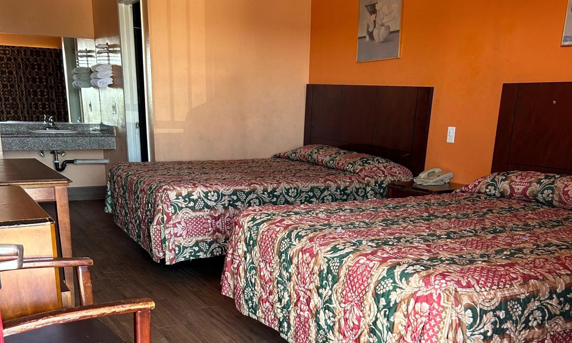 Heritage Inn And Suites Corona Εξωτερικό φωτογραφία